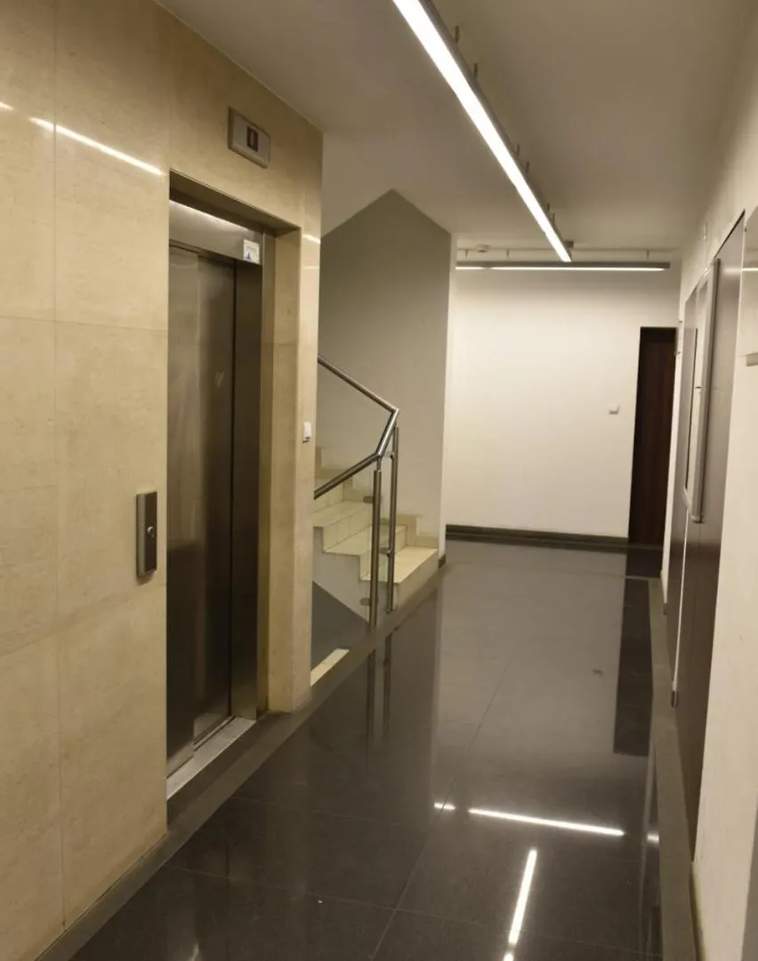 Longbridge 4You Hotel Poznań 0*,  Polska